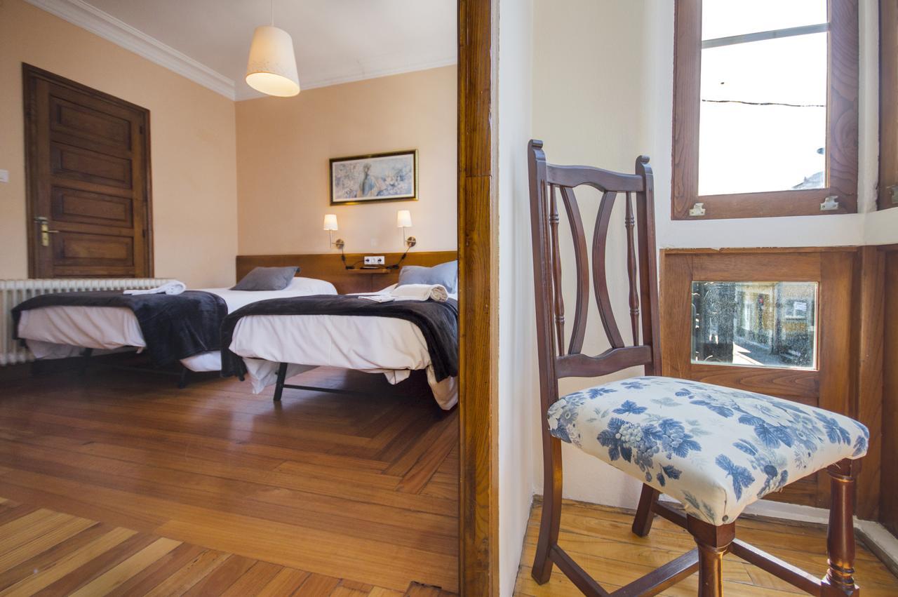 La Posada De La Casona De Sarria Kültér fotó